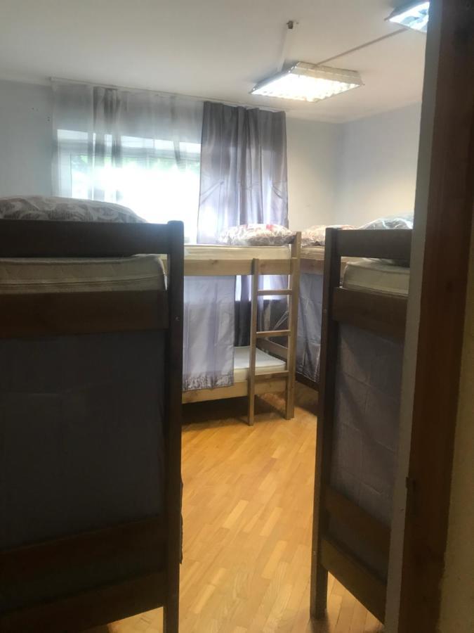 Ararat-Shulyavskaya Hostel Киев Экстерьер фото